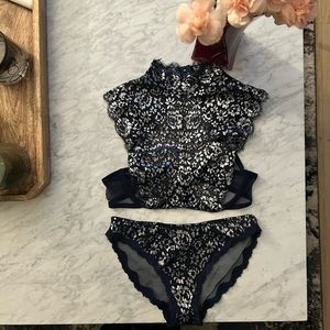 Victoria's Secret Dream Angels Blue/Silver High Neck Unlined 34B Cheekini S